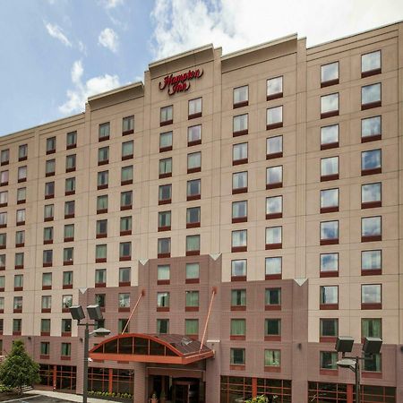 Hampton Inn New York - Laguardia Airport Екстериор снимка
