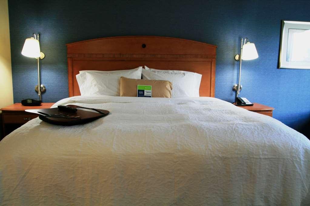 Hampton Inn New York - Laguardia Airport Стая снимка